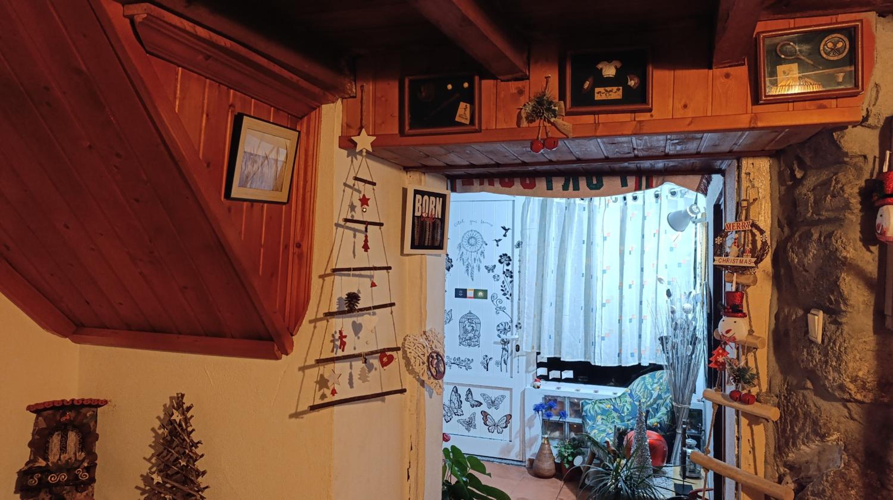 Photo 52