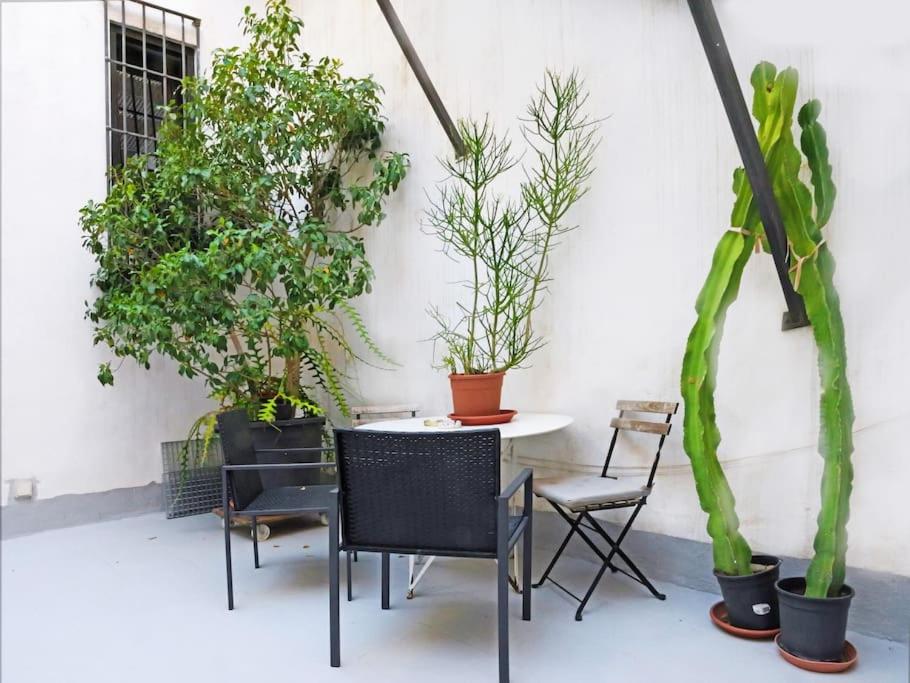 VIP HOUSE RENTALS, entire apartment in Malaga Old Town