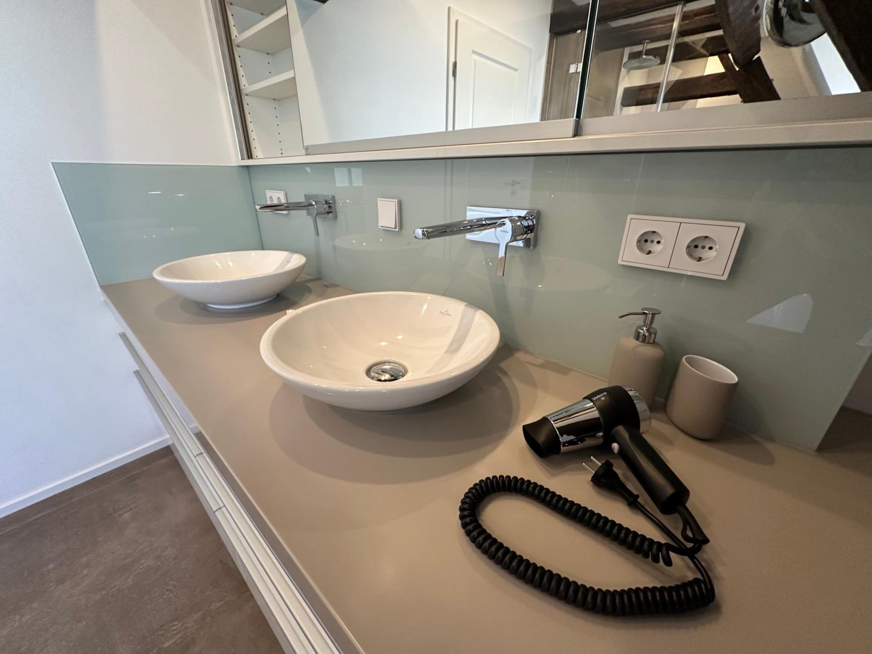 DOM LIVING - LuxusHaus