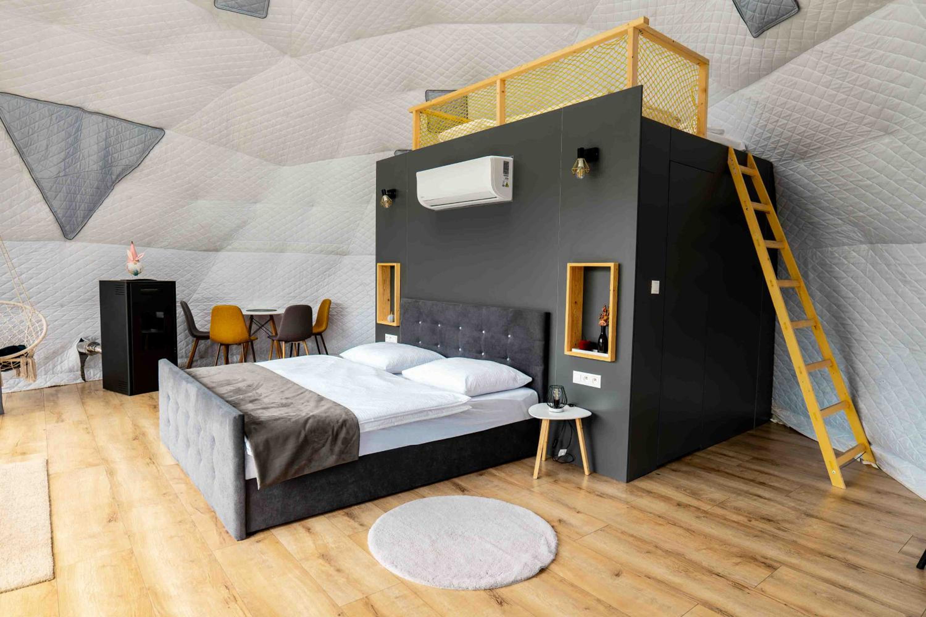 Glamping Resort