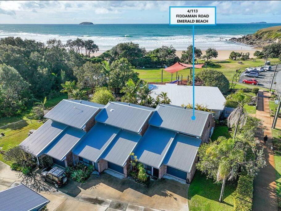 Emerald Break- The Perfect Coastal Escape