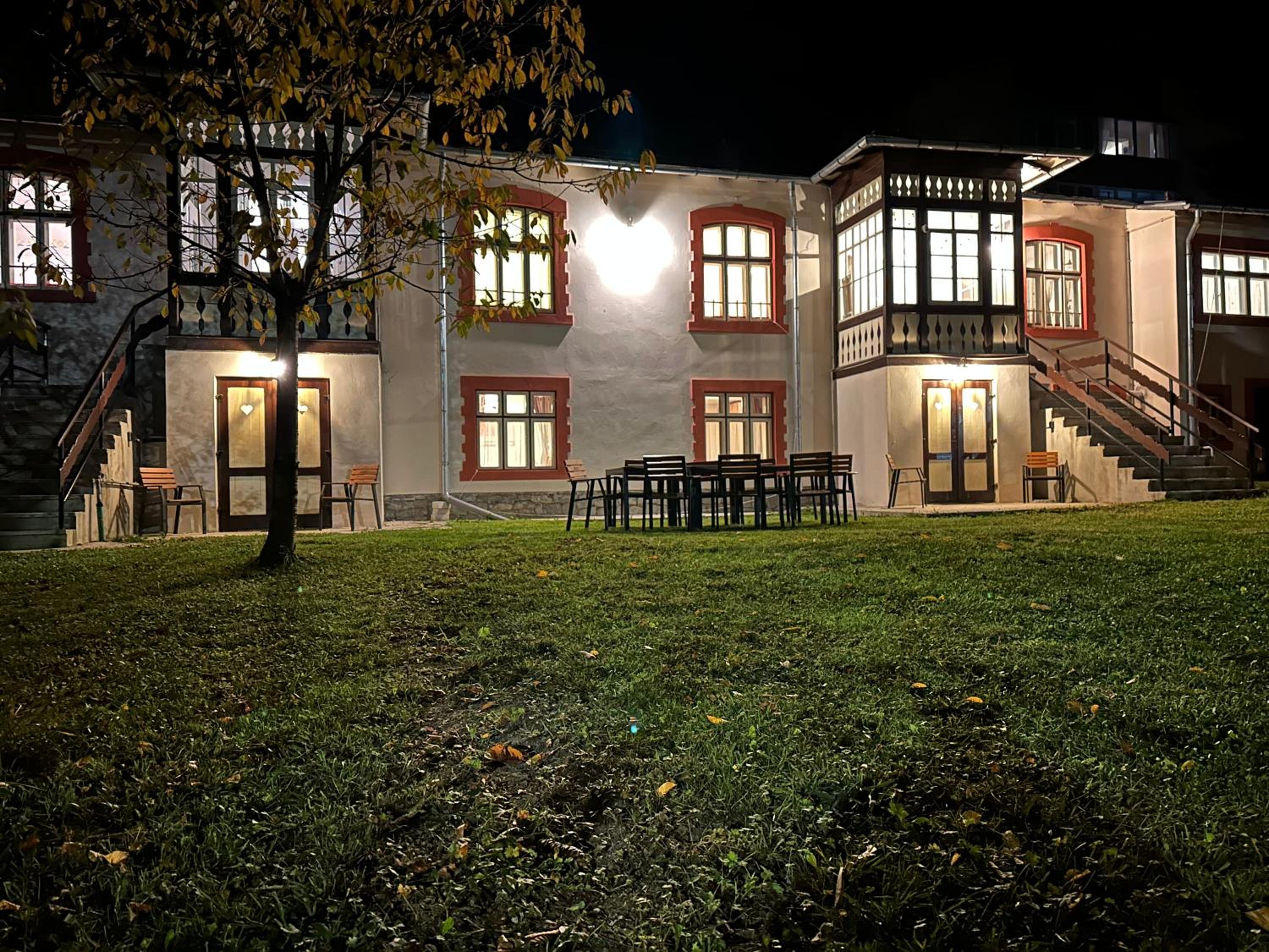 Photo 7
