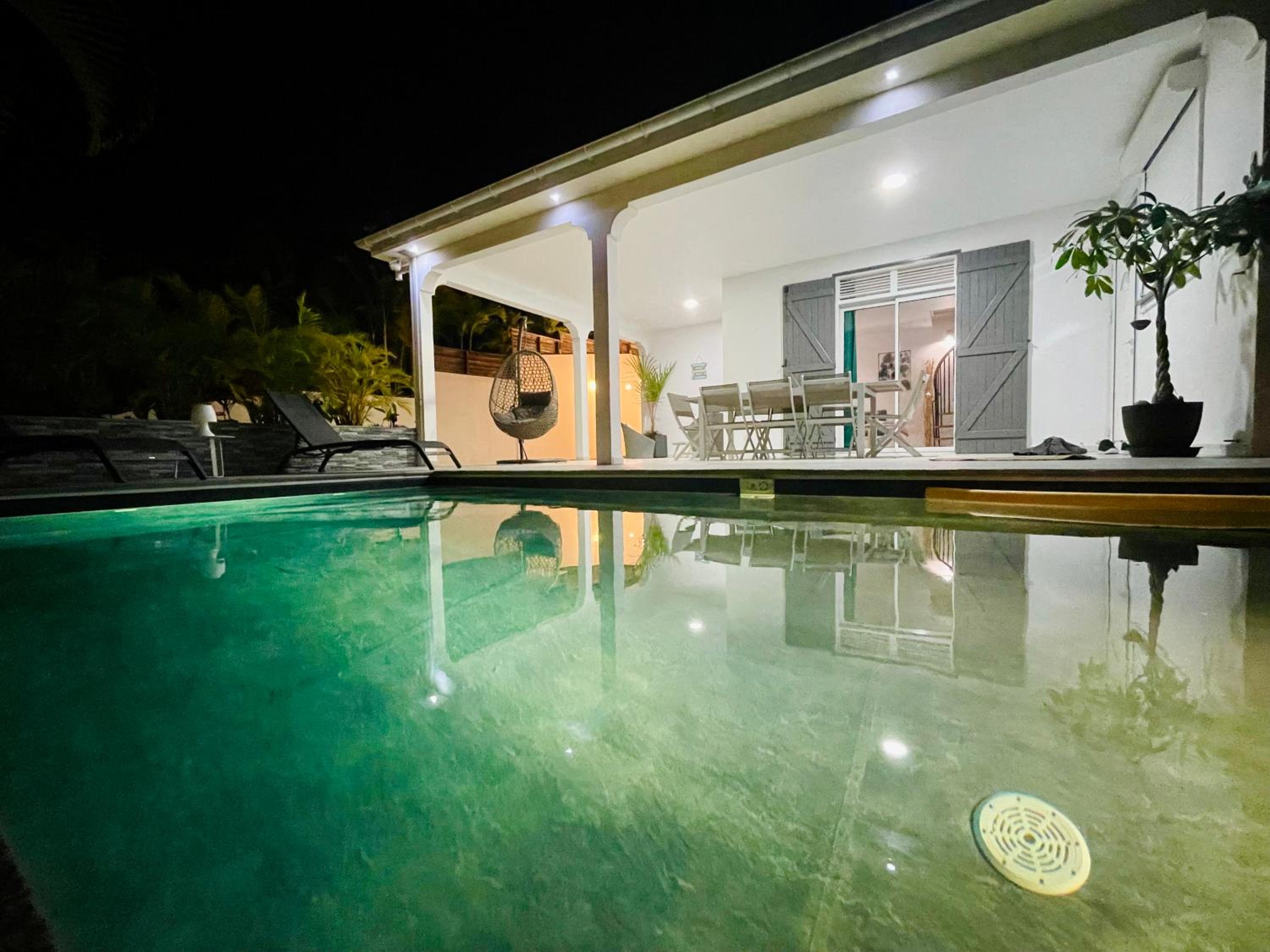 Villa Tropical Paradise avec piscine, 4 chambres view 2