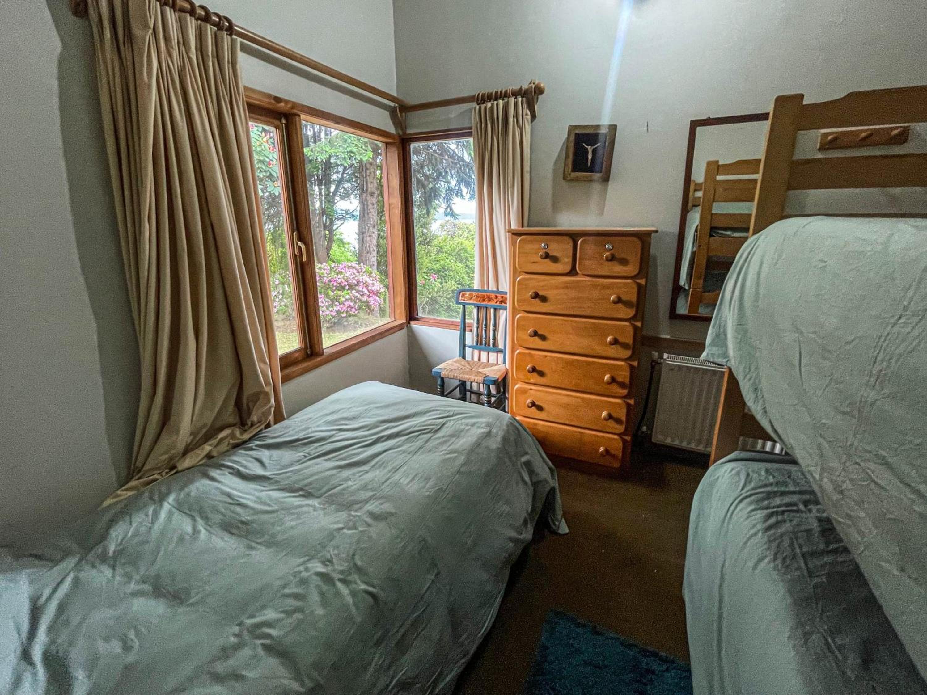 Casa con vista y acceso al lago