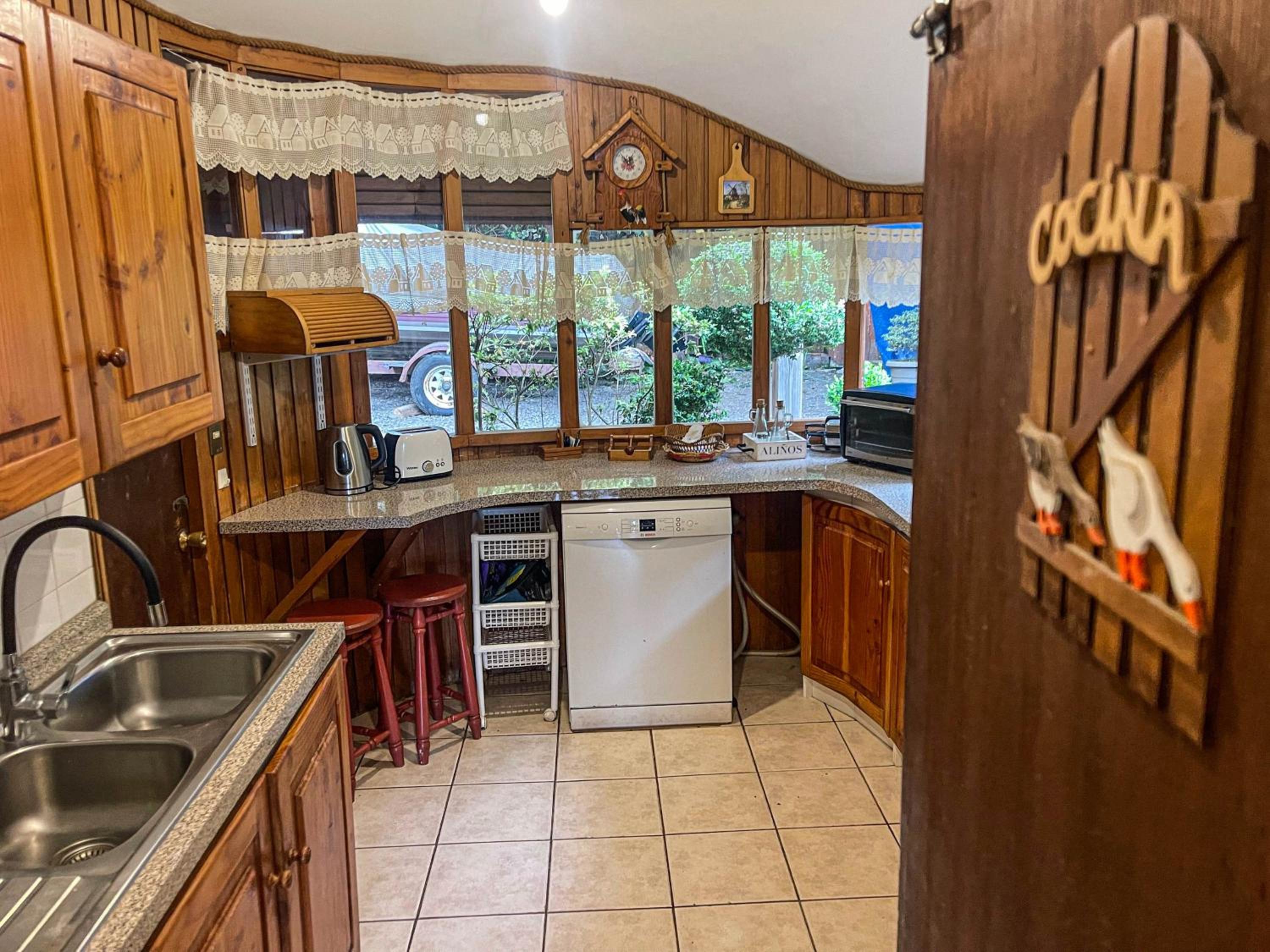 Casa con vista y acceso al lago