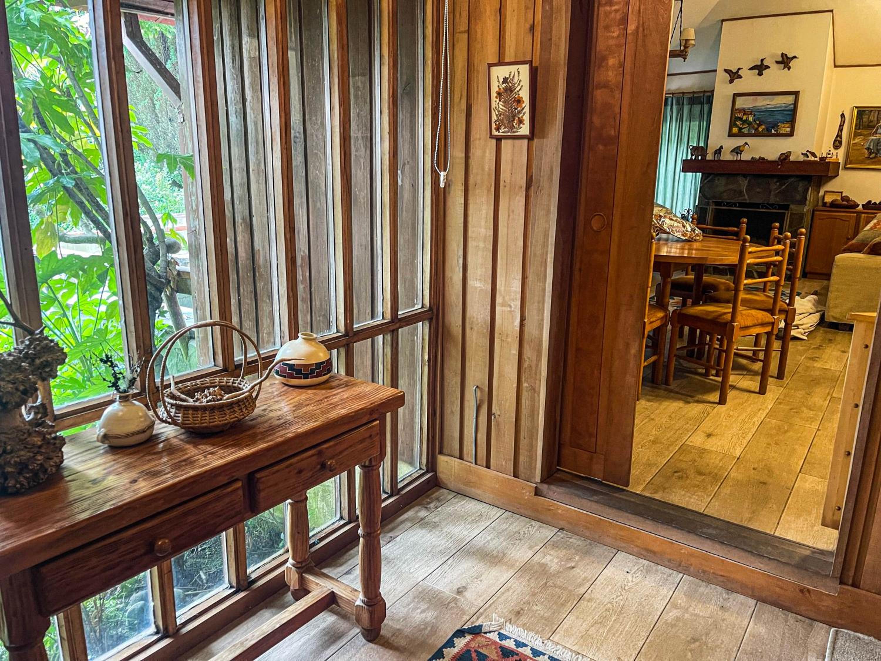 Casa con vista y acceso al lago