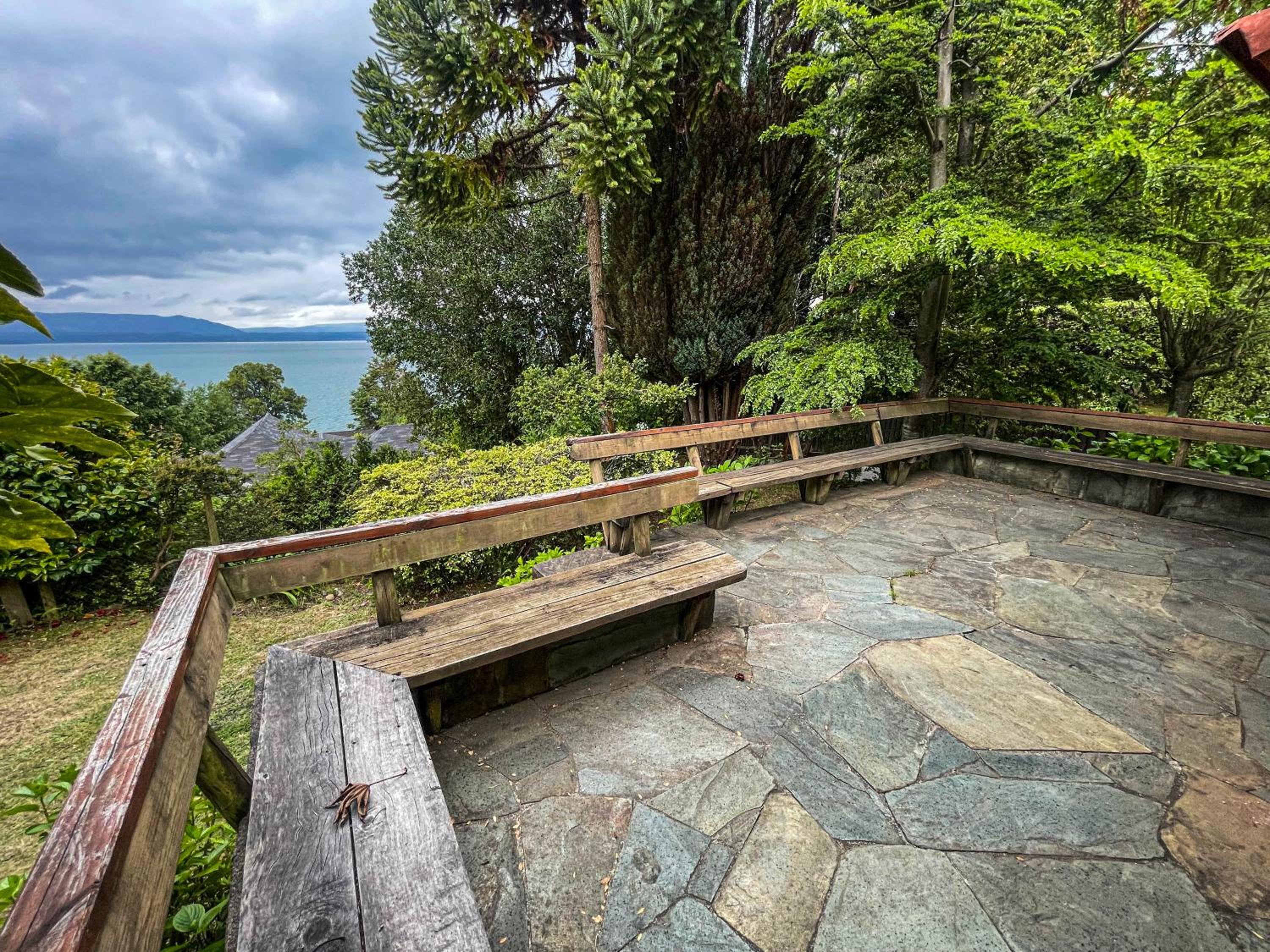 Casa con vista y acceso al lago