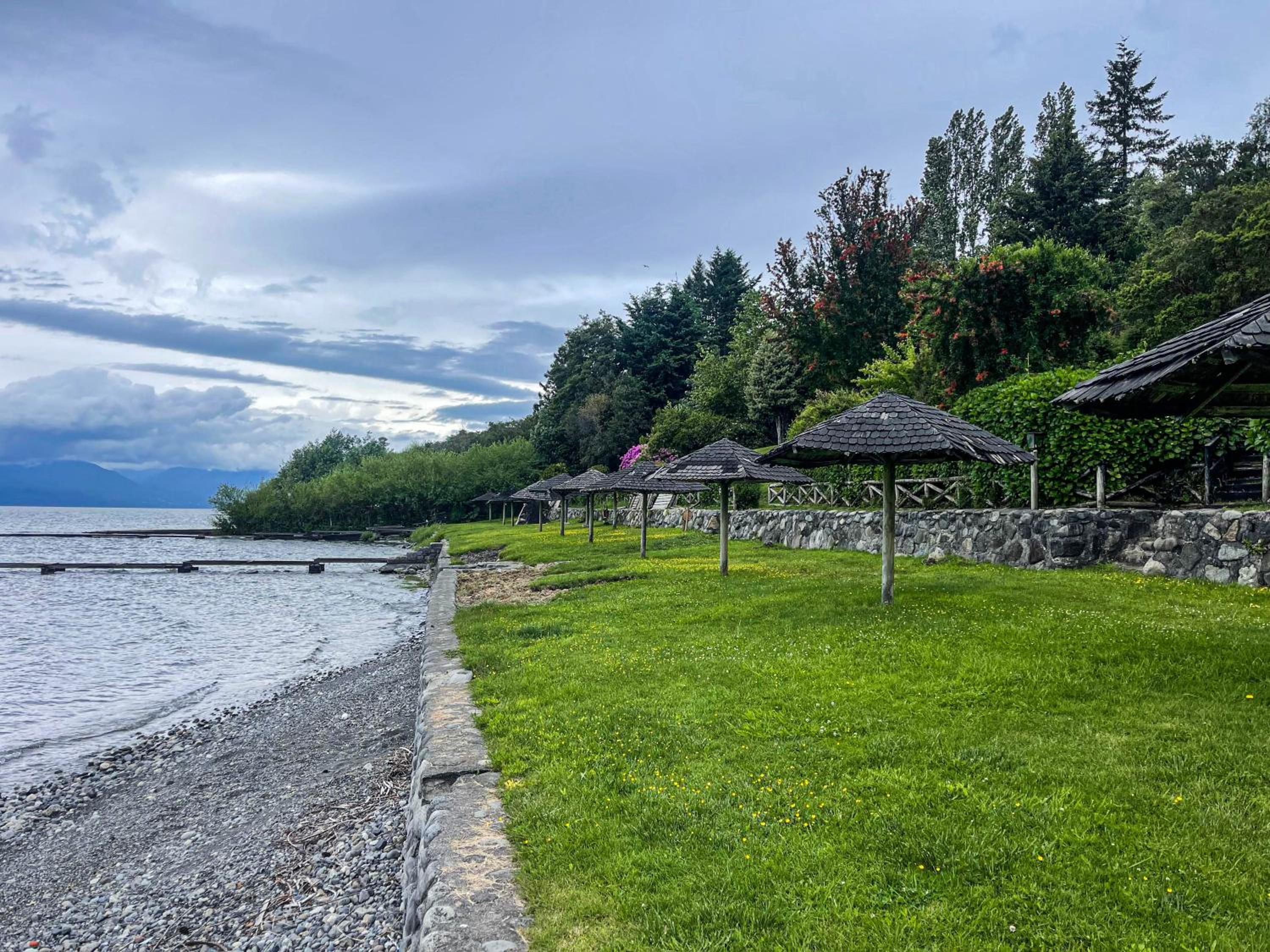 Casa con vista y acceso al lago