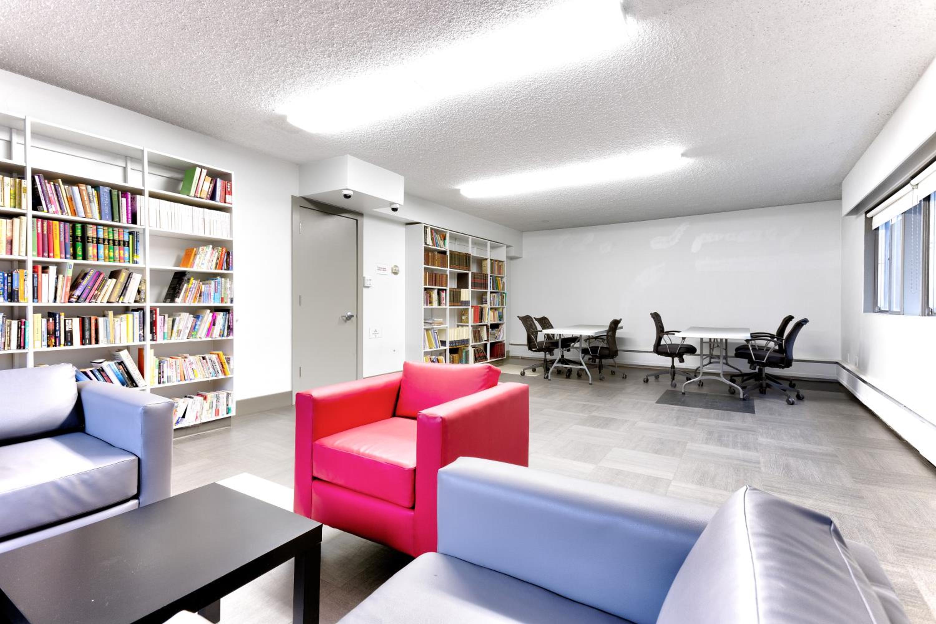 HI Edmonton - Hostel