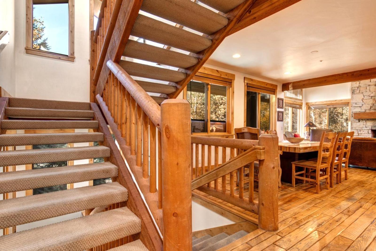 NEW LISTING KBM Resorts Private Deer Valley Home Sleeps 14 Hot Tub PGE-2413 view 3