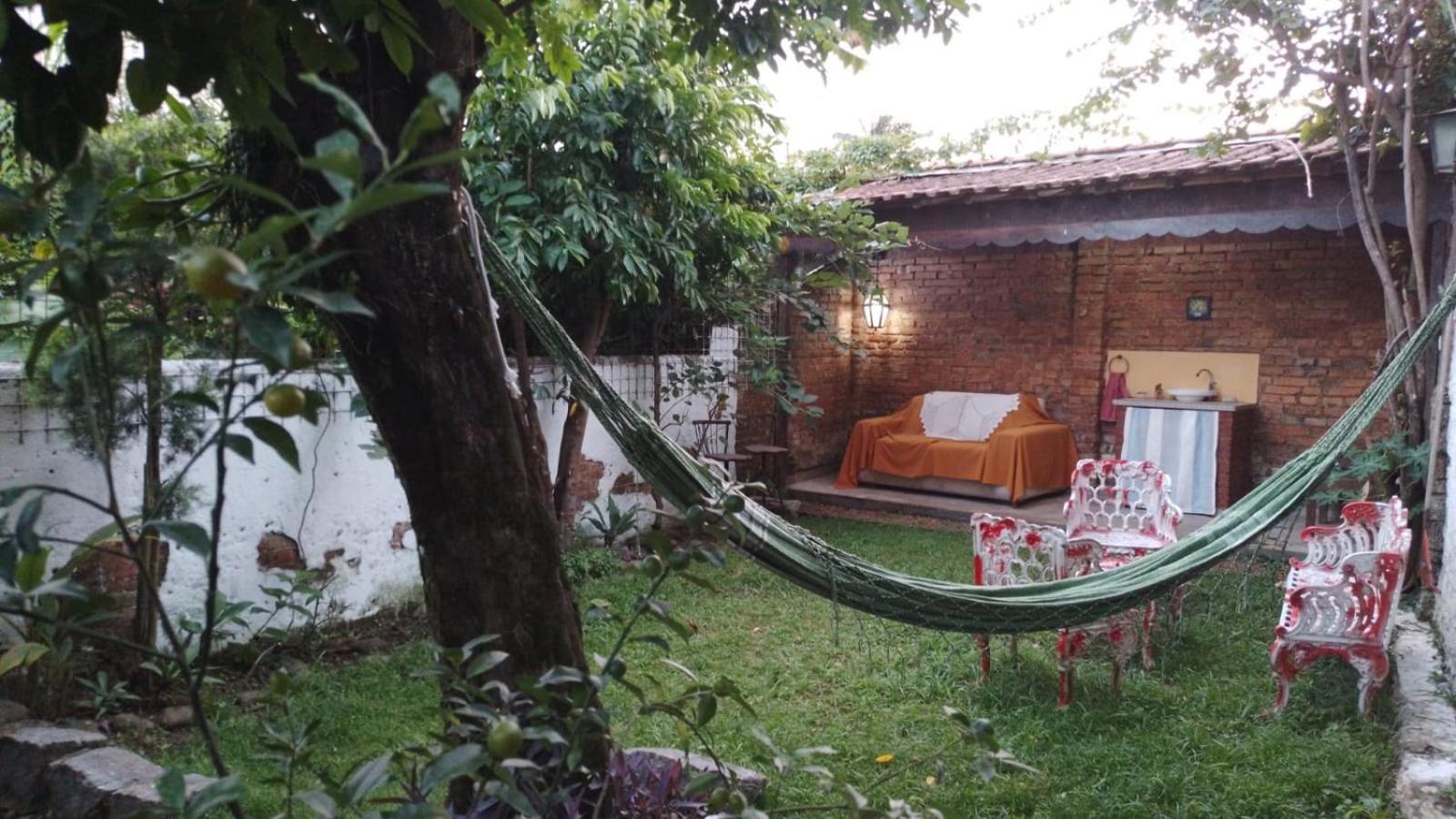 Muito espaço e natureza no meio da cidade