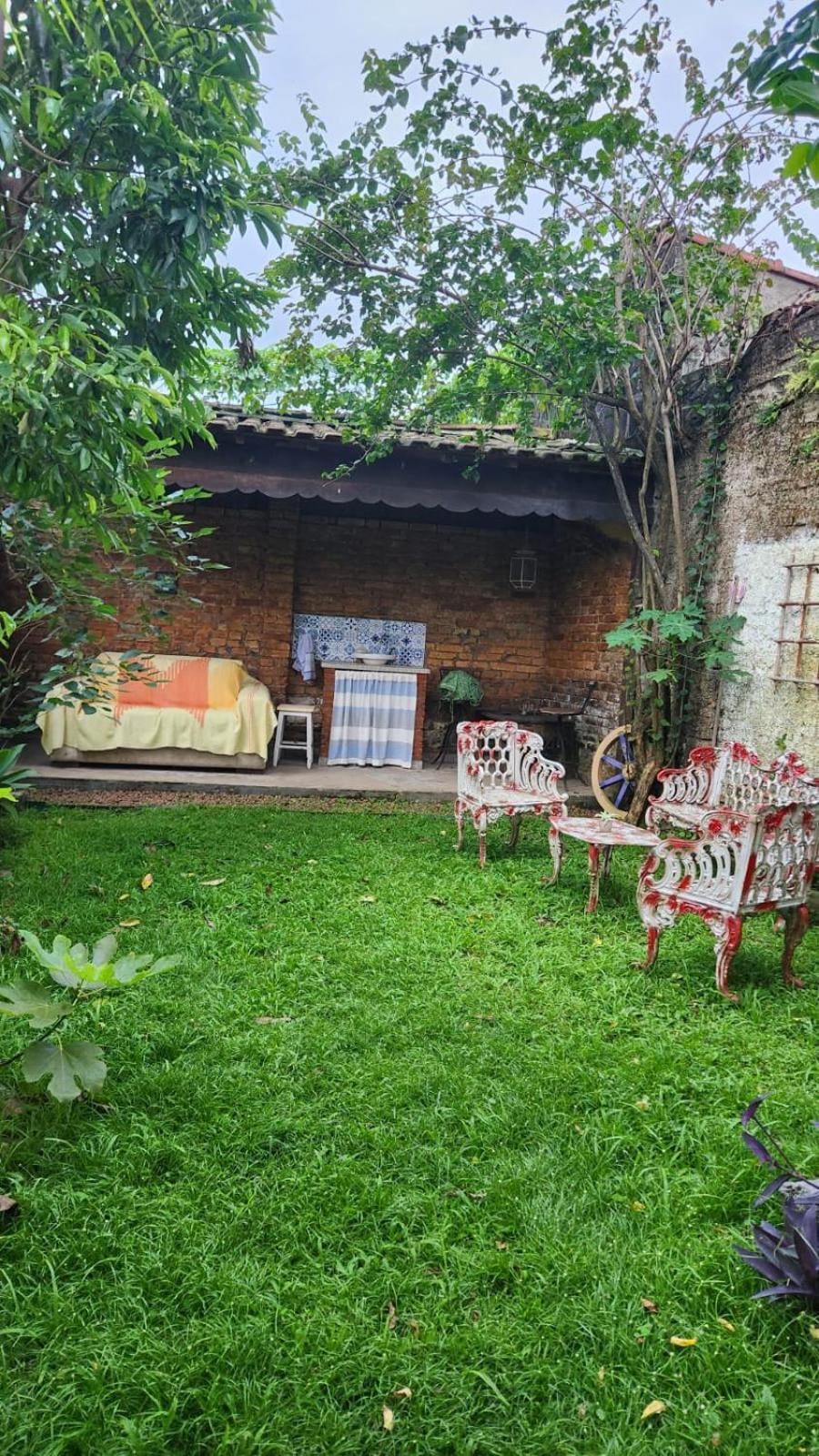 Muito espaço e natureza no meio da cidade