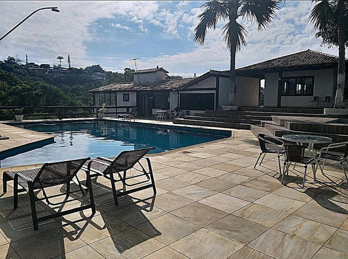 Casa em Condomínio de Alto Padrão