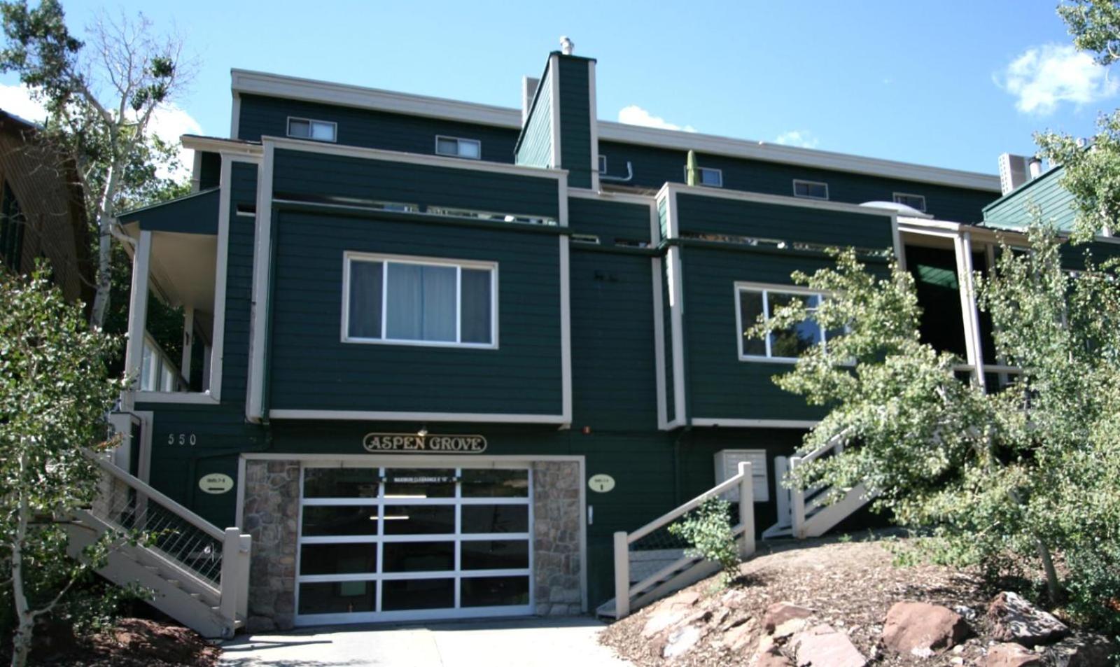 Aspen Grove Between Deer Valley and Main St, Awesome views with a Hot Tub, AC for summer AGC-8 by KBM view 5