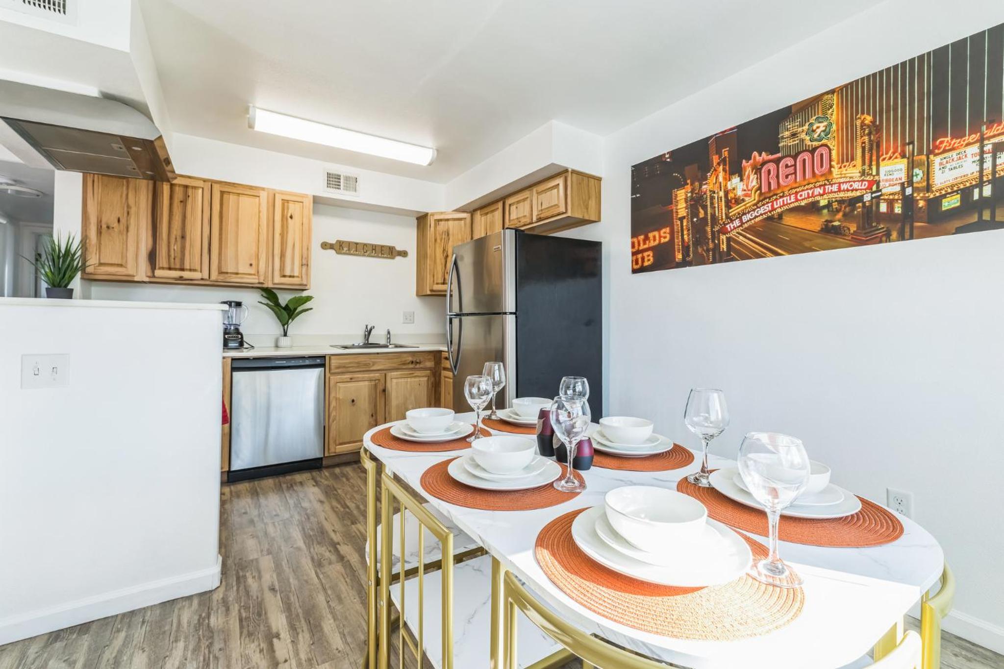 Reno Vacations - Cozy Mountain View Retreat in Reno - Property Image 18