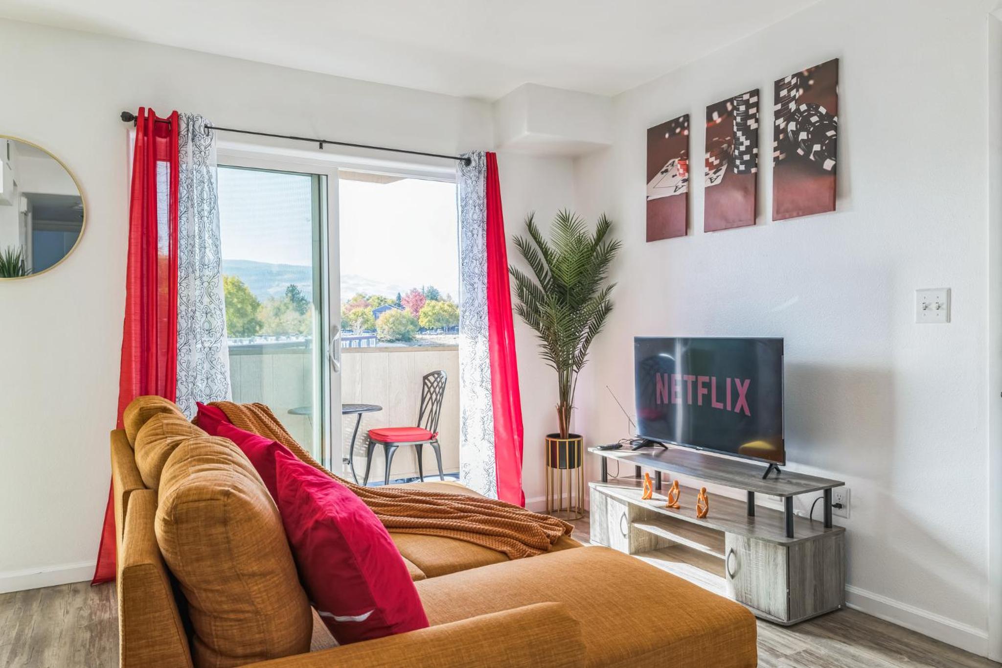 Reno Vacations - Cozy Mountain View Retreat in Reno - Property Image 31