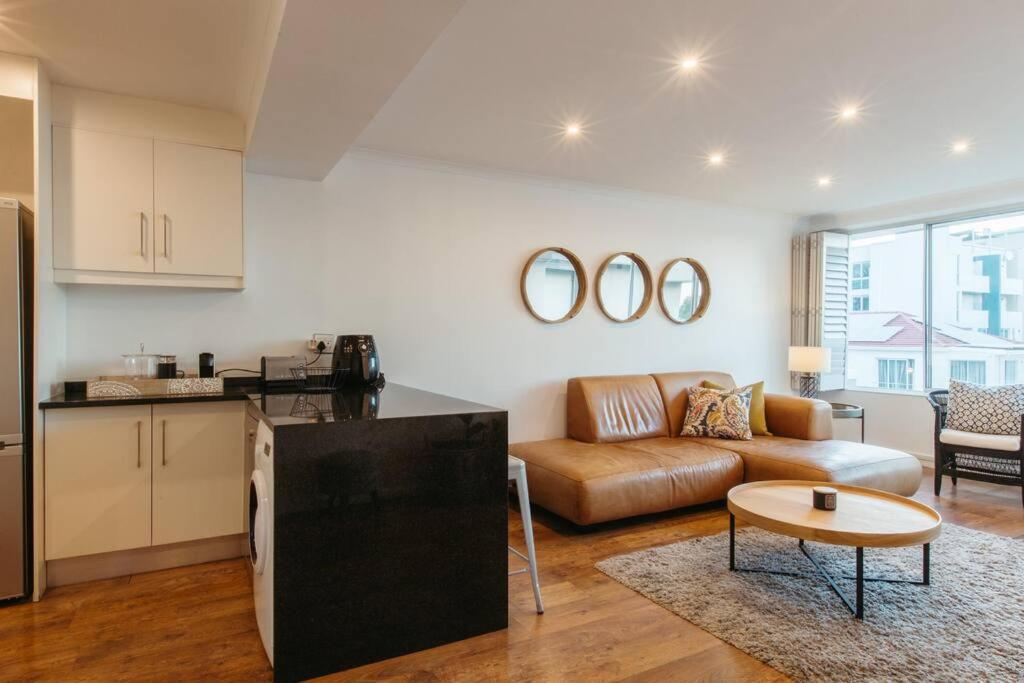 Elegant Apartment with Parking
