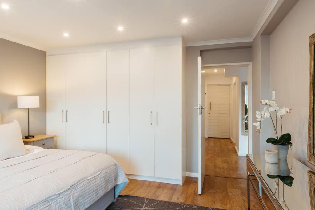 Elegant Apartment with Parking