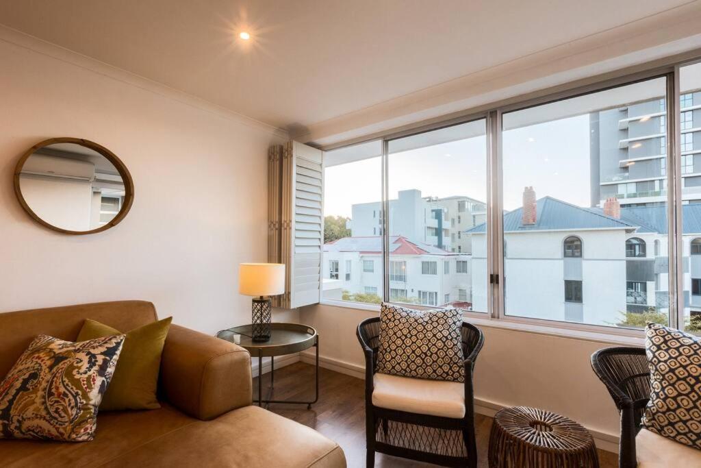 Elegant Apartment with Parking