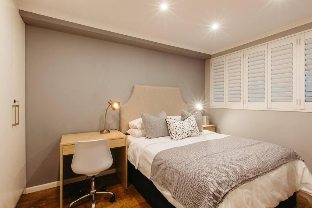 Elegant Apartment with Parking