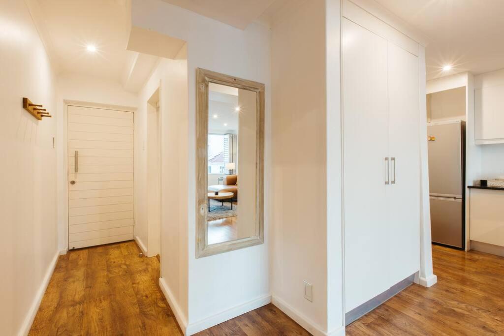 Elegant Apartment with Parking
