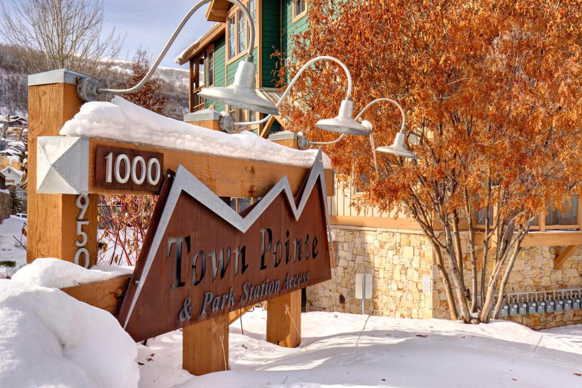 KBM Resorts Town Pointe 1 level with views of mountains Walk to Main and Town Lift Elevator access Parking AC TPC-301c view 4