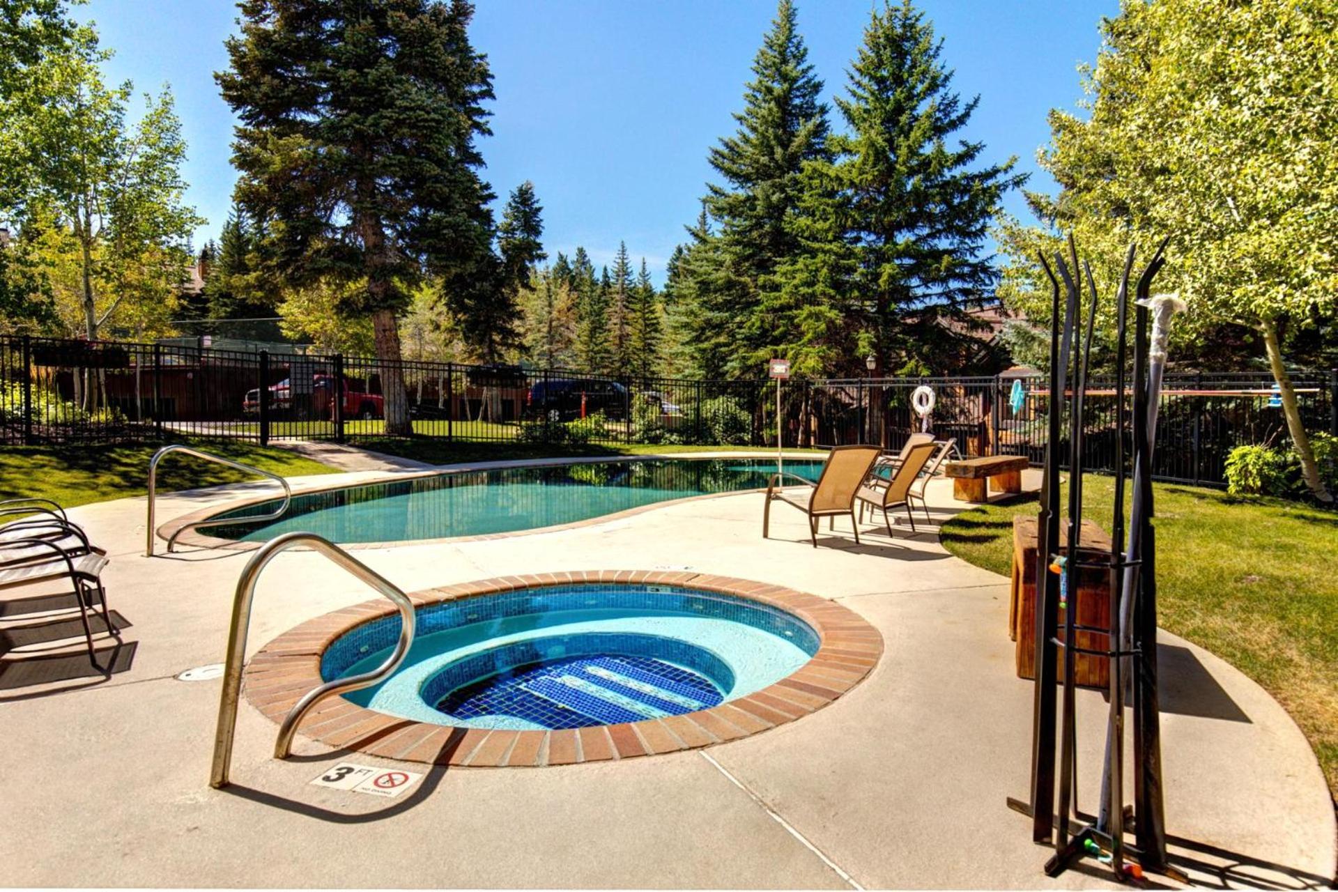 KBM Resorts Ridgepoint Ski-inSki-out access Common Hot Tub Summer pool Tennis Parking in Silver Lake Deer Valley RGT-117 view 3