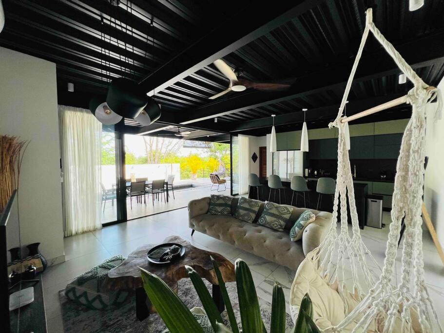 Villa Rizo - Luxury Villa in Santa Teresa Beach