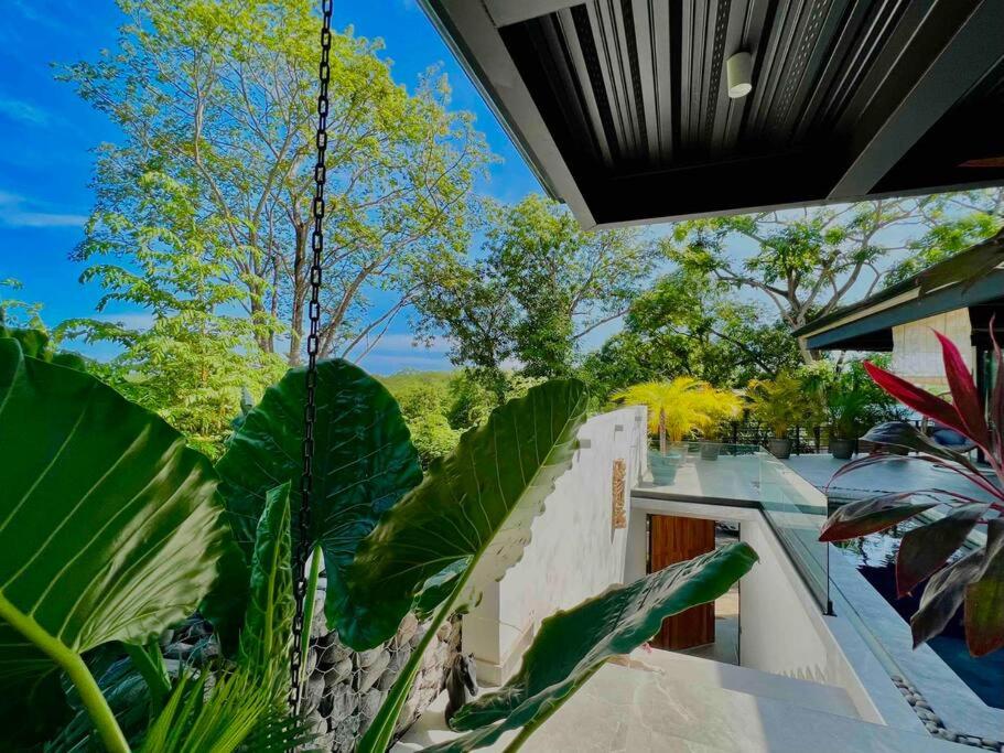 Villa Rizo - Luxury Villa in Santa Teresa Beach