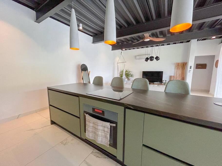 Villa Rizo - Luxury Villa in Santa Teresa Beach