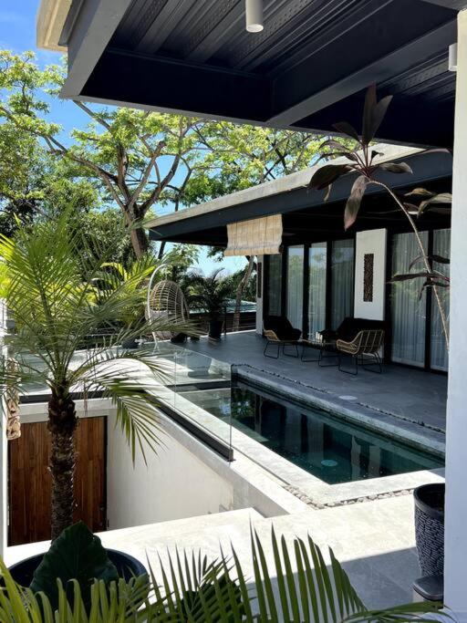 Villa Rizo - Luxury Villa in Santa Teresa Beach
