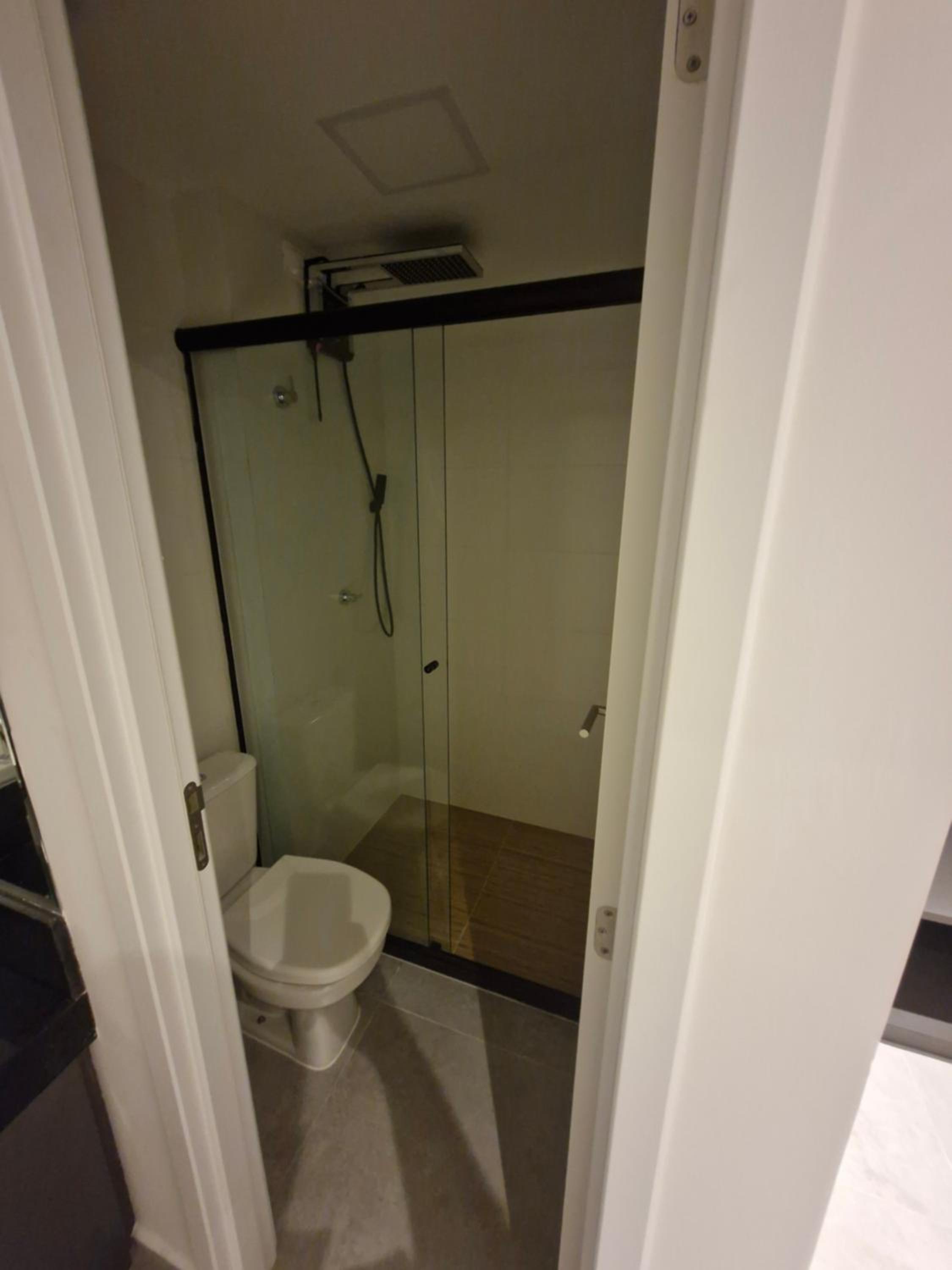 Flat em bairro nobre e próximo à praia