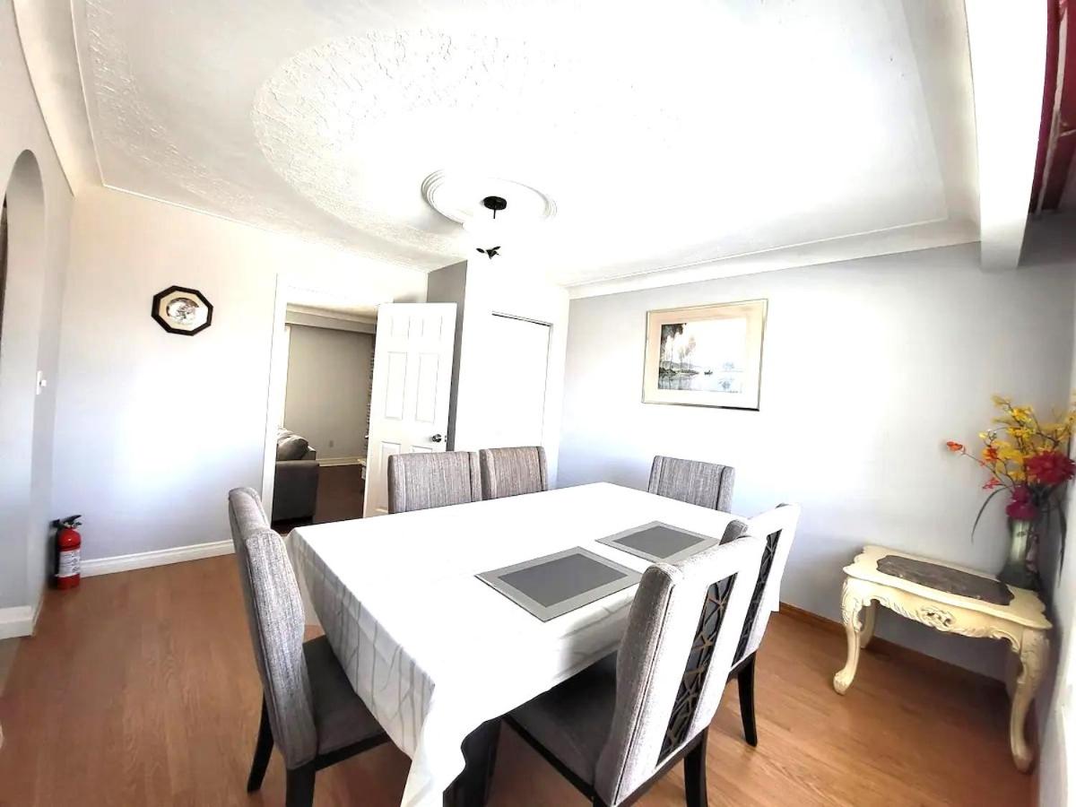 Cozy Home Close to Attractions in Niagara Falls