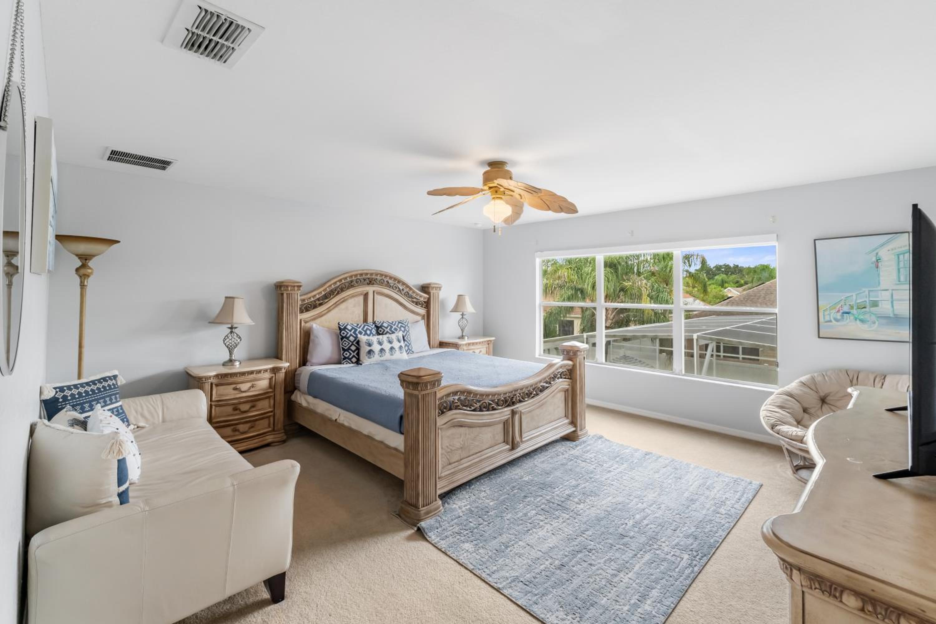 12 Min to Disney Heated Pool Family-Friendly BBQ Game Room & Sleeps 16 Guests