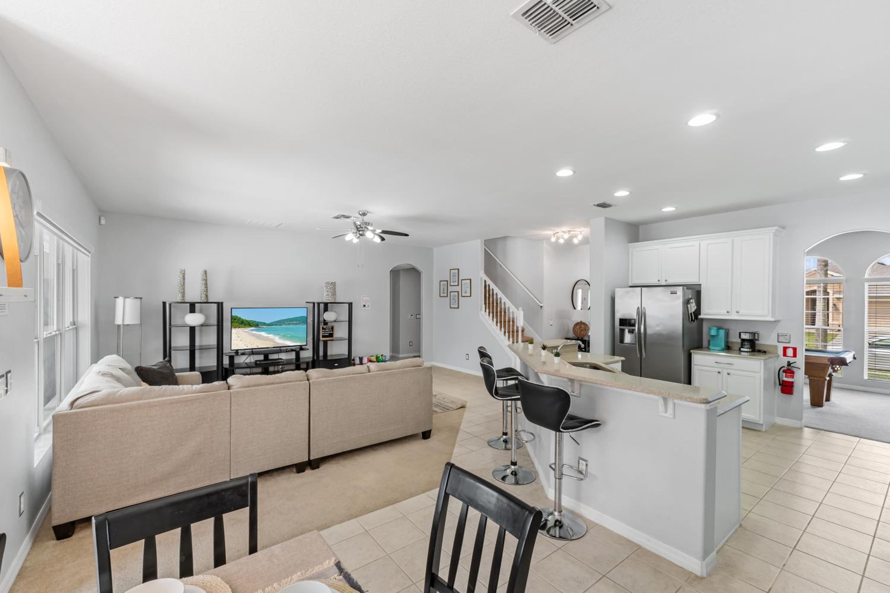 12 Min to Disney Heated Pool Family-Friendly BBQ Game Room & Sleeps 16 Guests