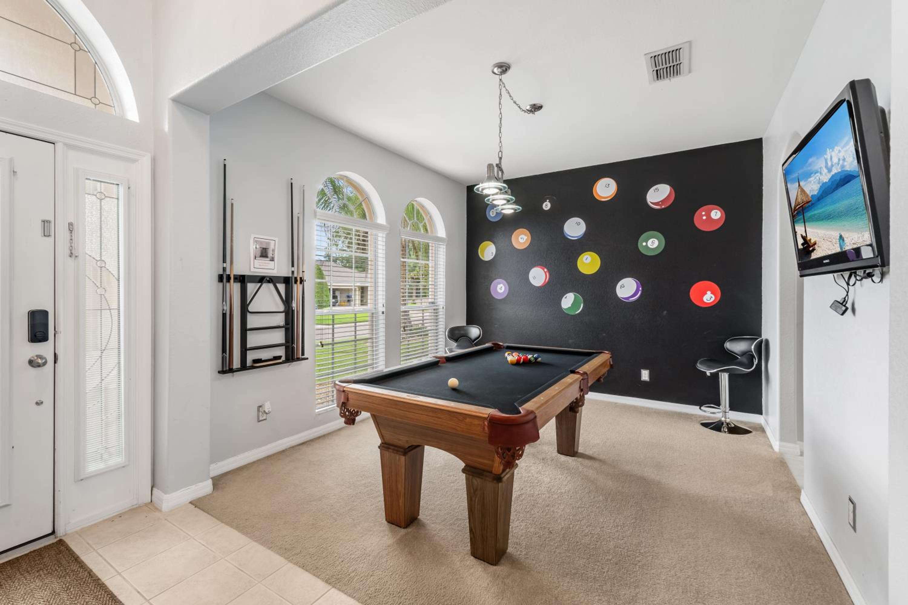 12 Min to Disney Heated Pool Family-Friendly BBQ Game Room & Sleeps 16 Guests