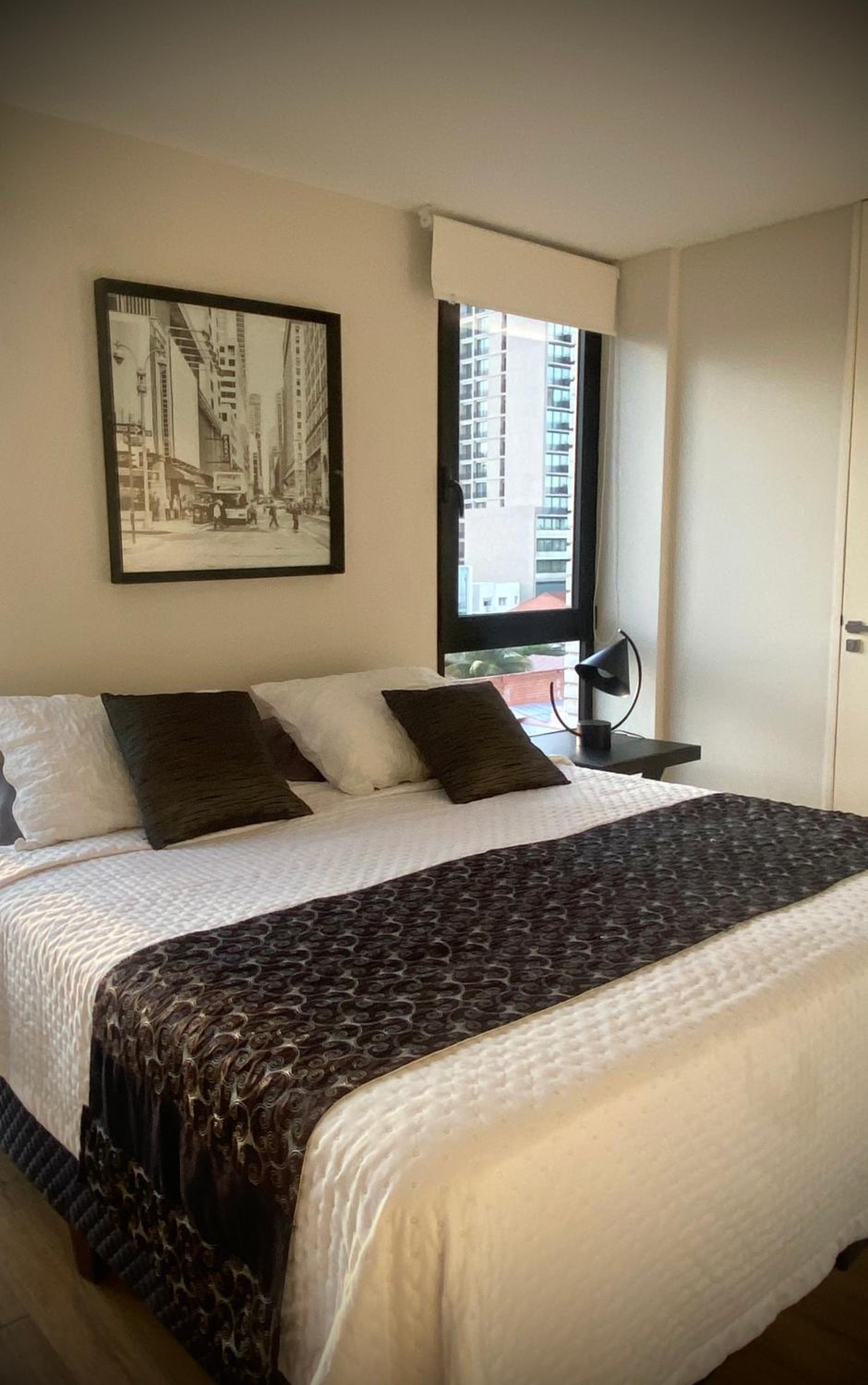 Cómodo Apartamento de 2 dormitorio en Santa Cruz incluye parqueo