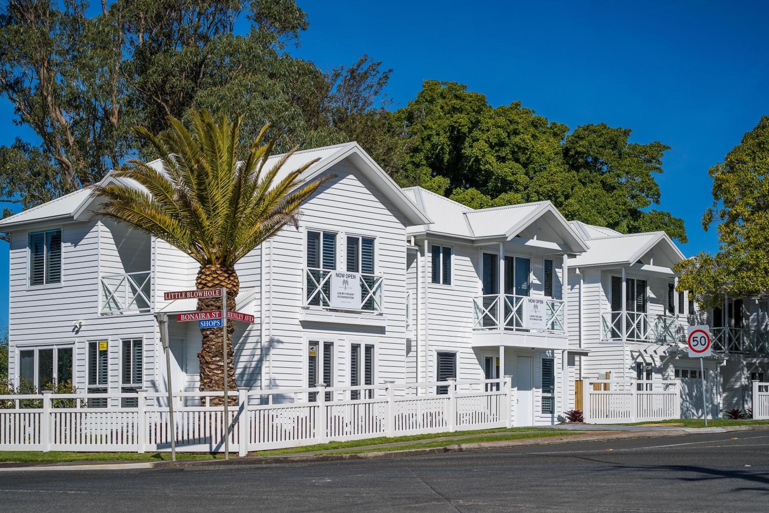 The SALTY PALMS Luxury Beach Houses