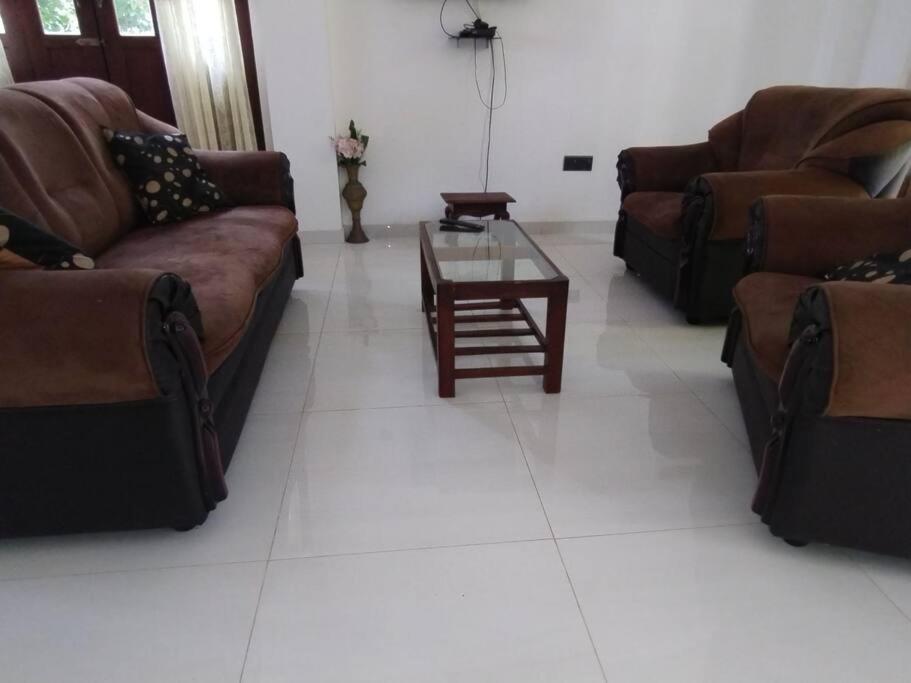 Villa 51 Ground Floor & First Floor with Cozy Guests House