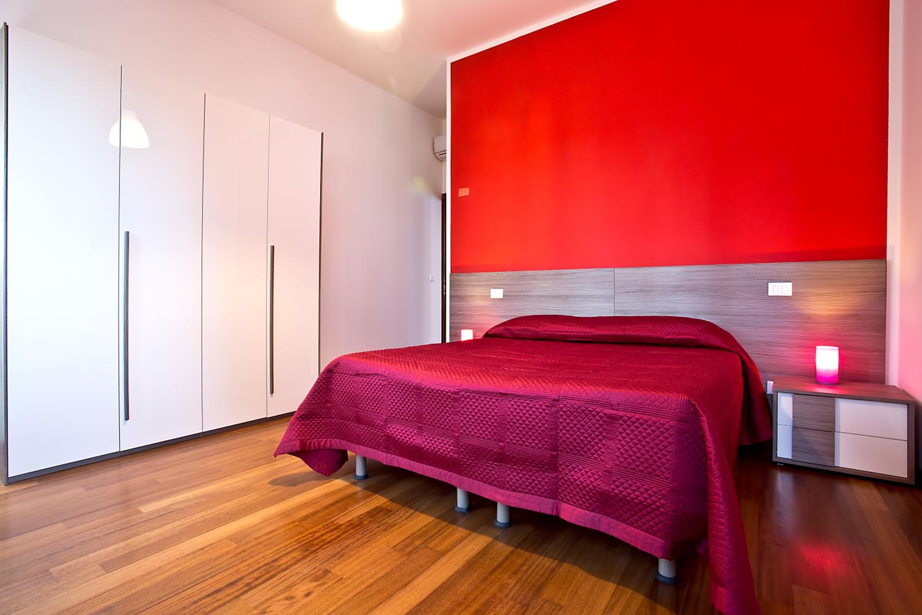 Good Wine Apartments