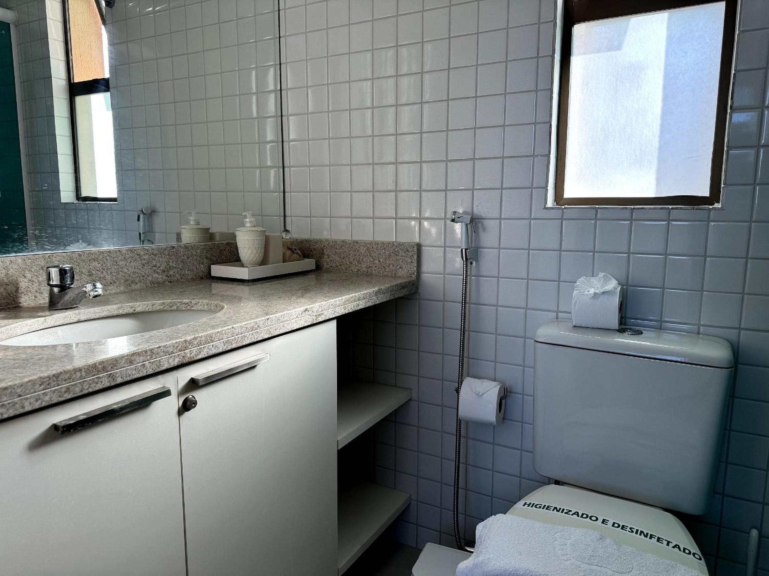 Nui Supreme Beach Living Muro Alto por Brevelar