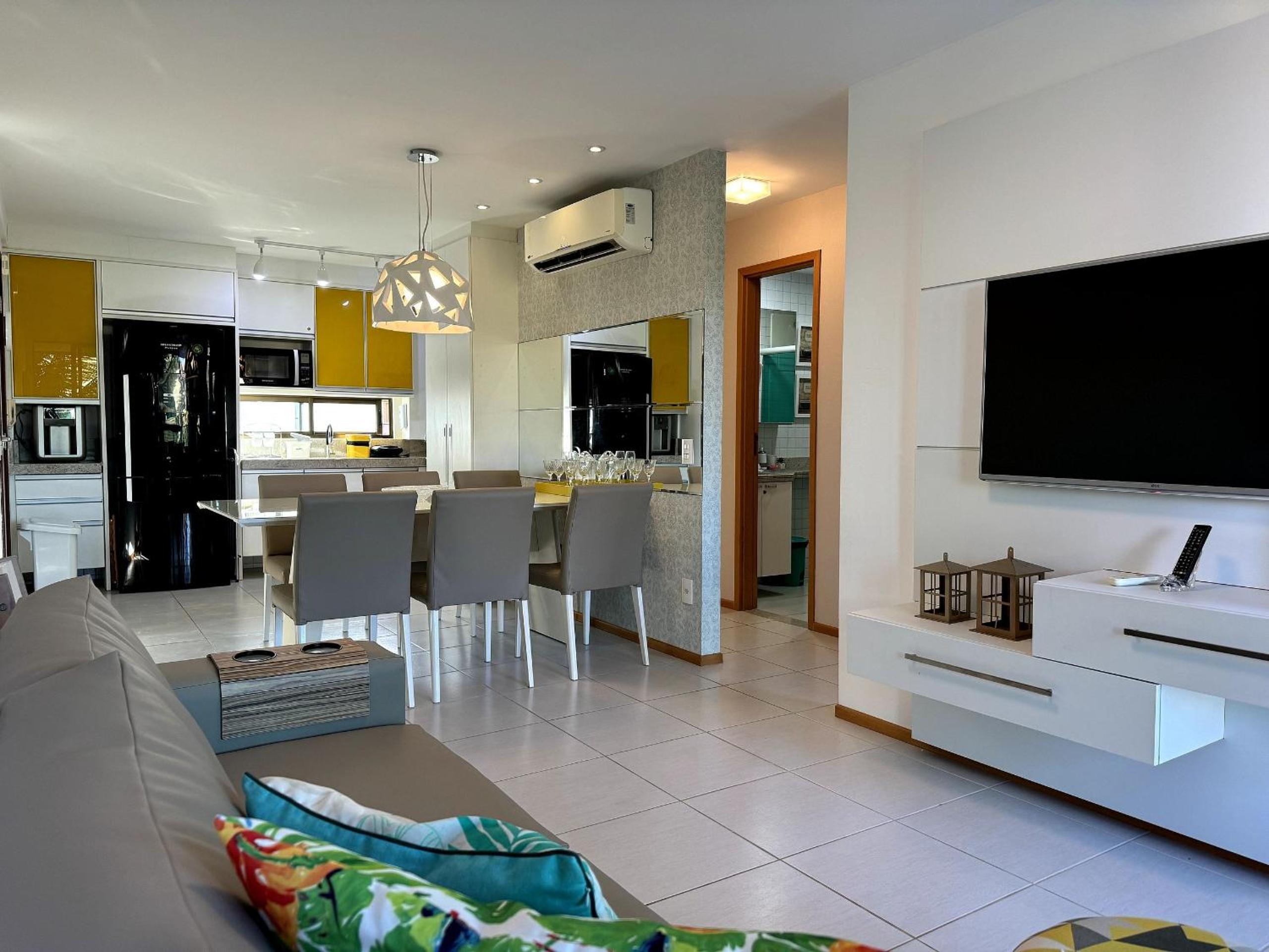 Nui Supreme Beach Living Muro Alto por Brevelar