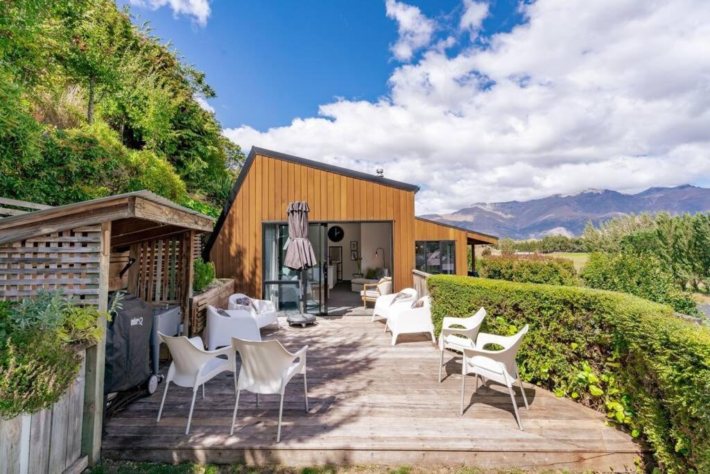 Tranquil 3-Bedroom Retreat