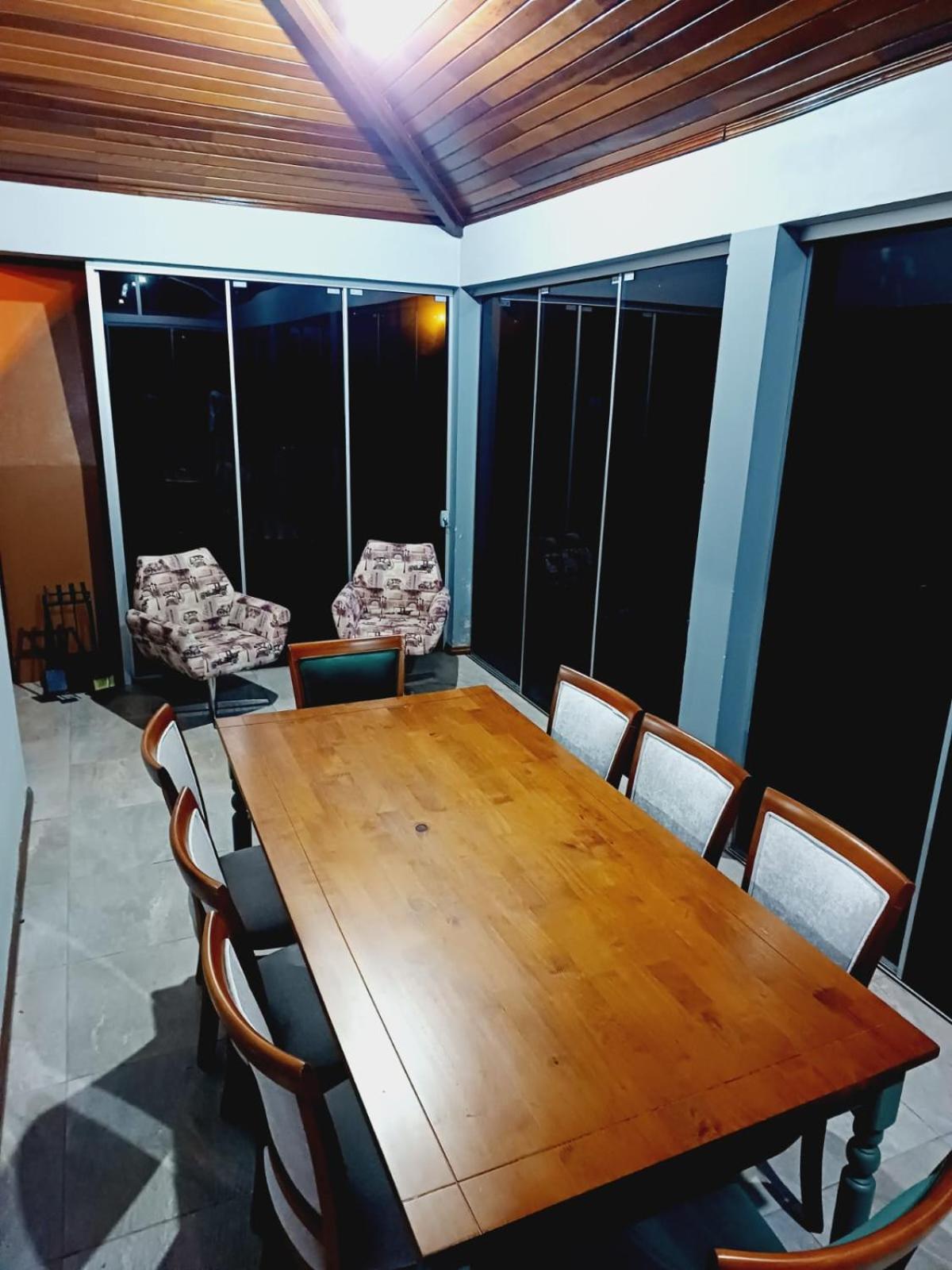 Casa com Hidromassagem e Lareira