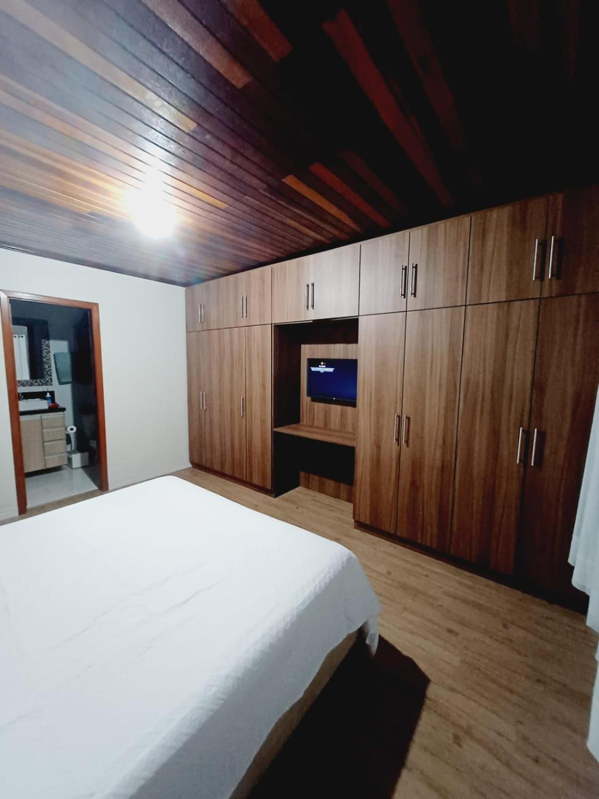 Casa com Hidromassagem e Lareira