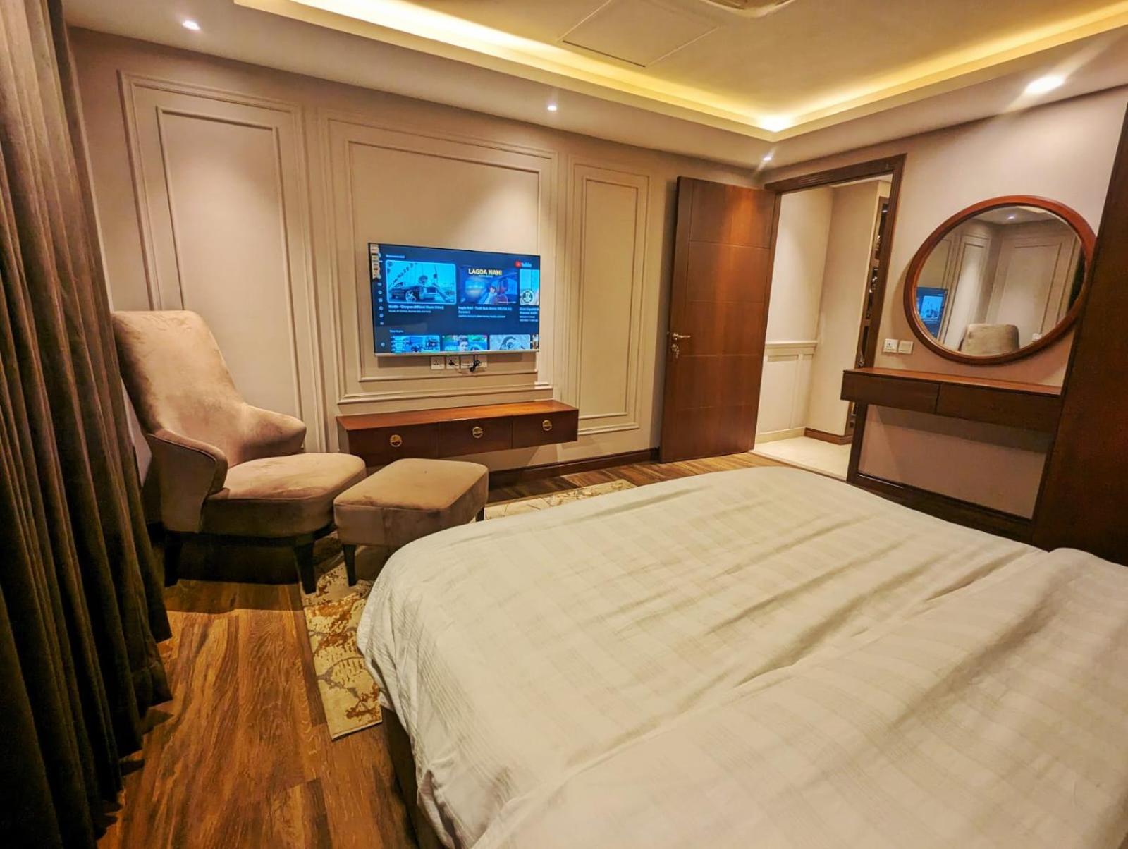 Skyrise Executive Apartments Facing Centaurus Mall Islamabad