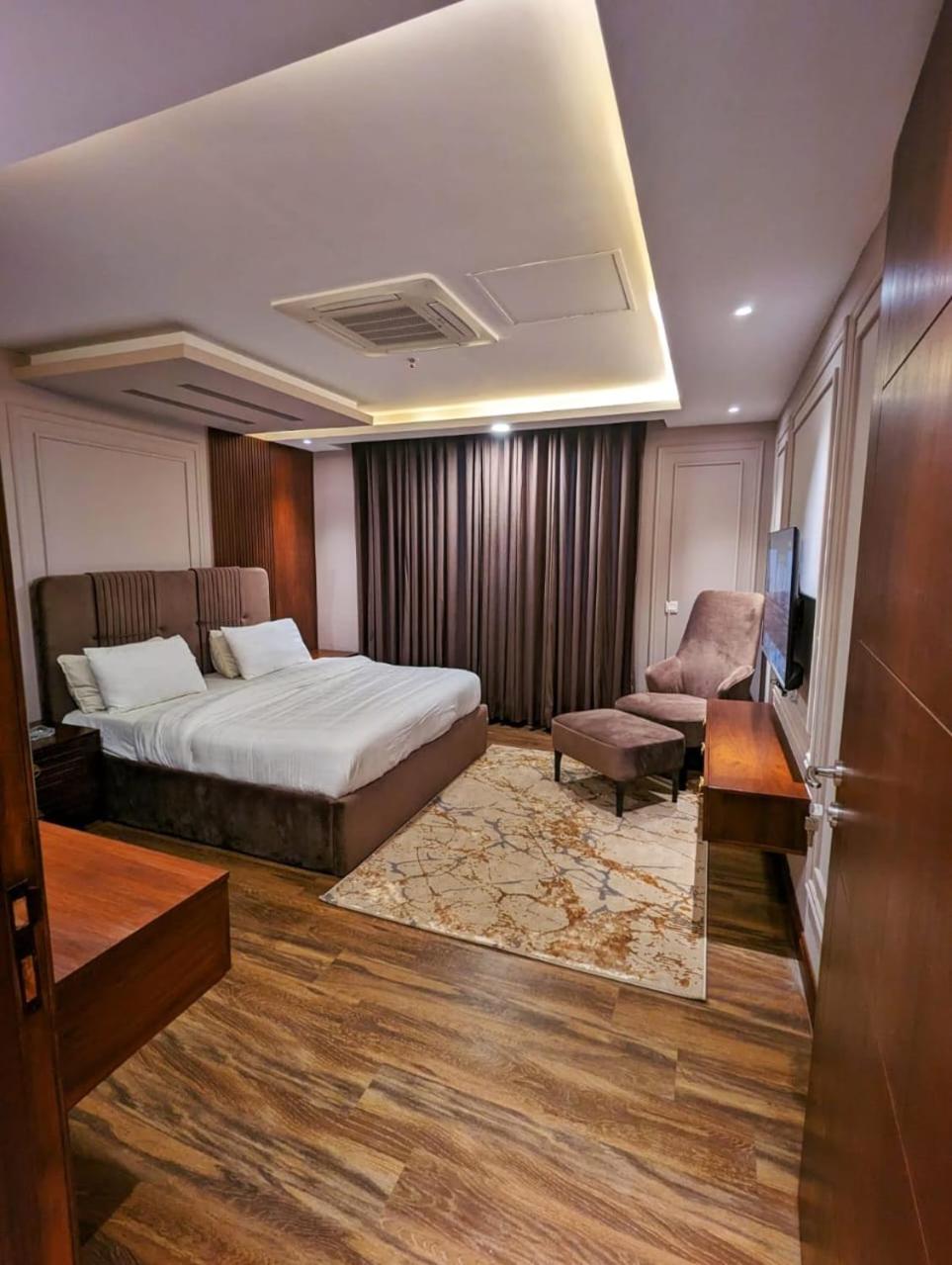 Skyrise Executive Apartments Facing Centaurus Mall Islamabad