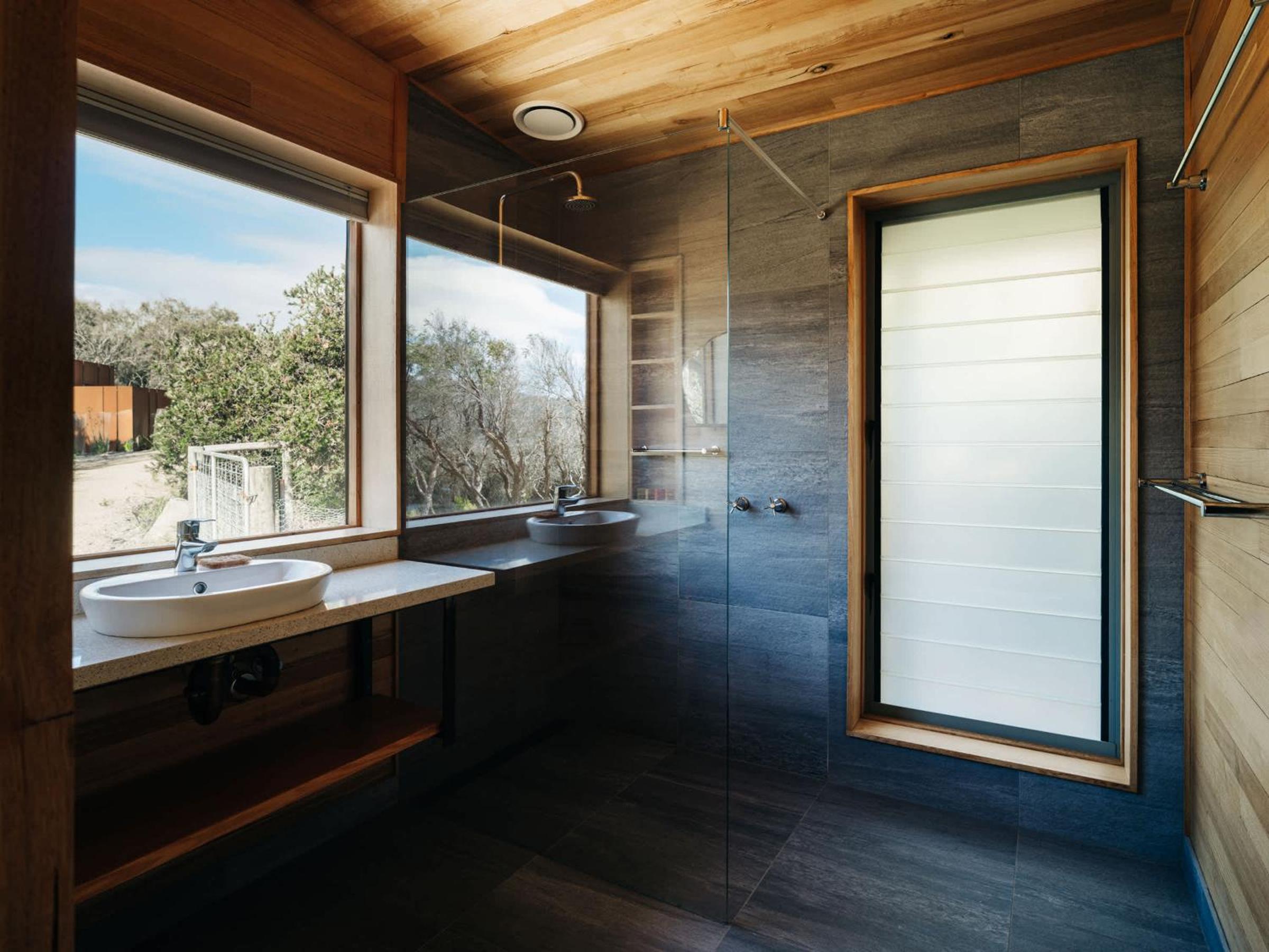 Roaring Beach House