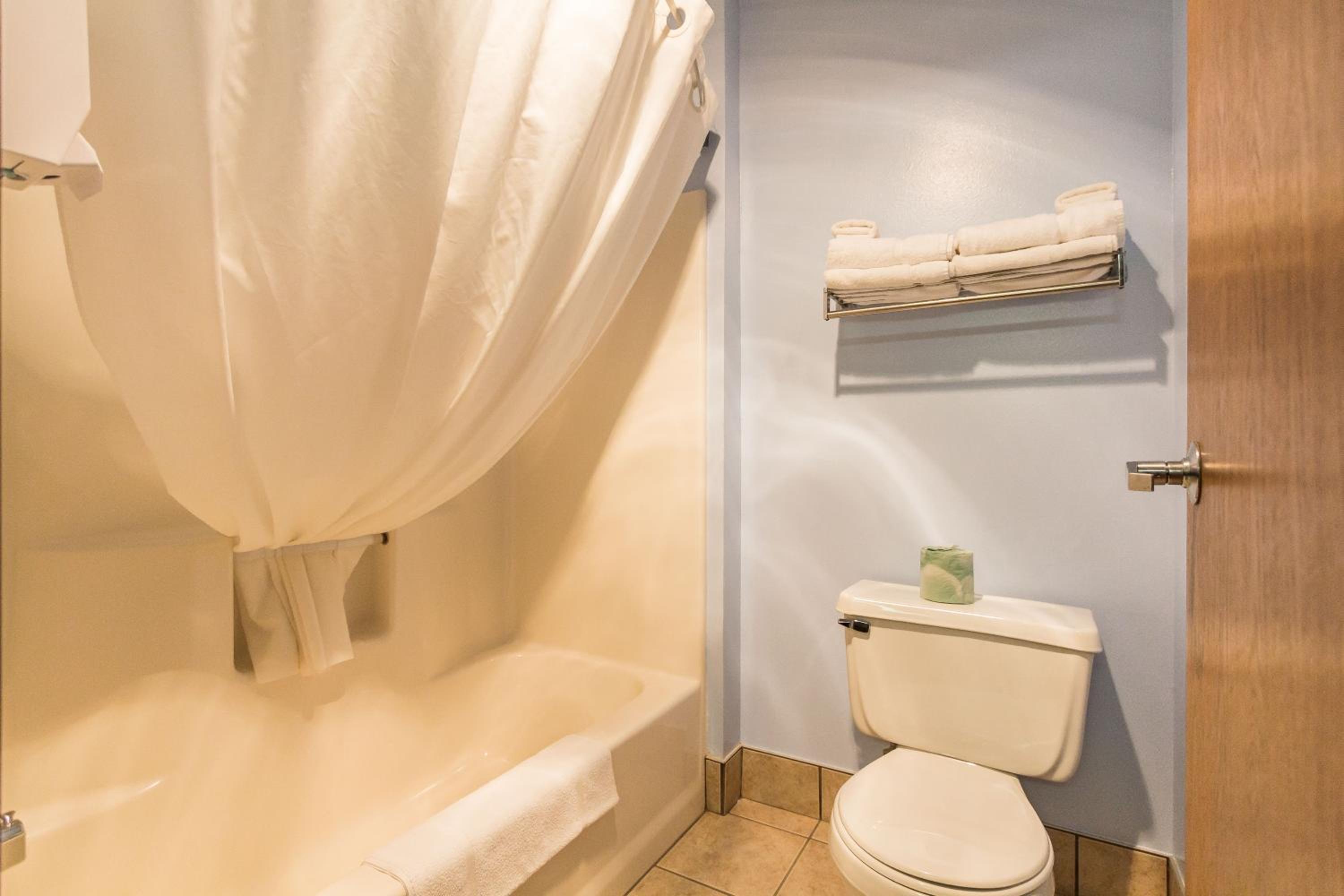 Pierre Vacations - Governors Inn a Travelodge by Wyndham - Property Image 50