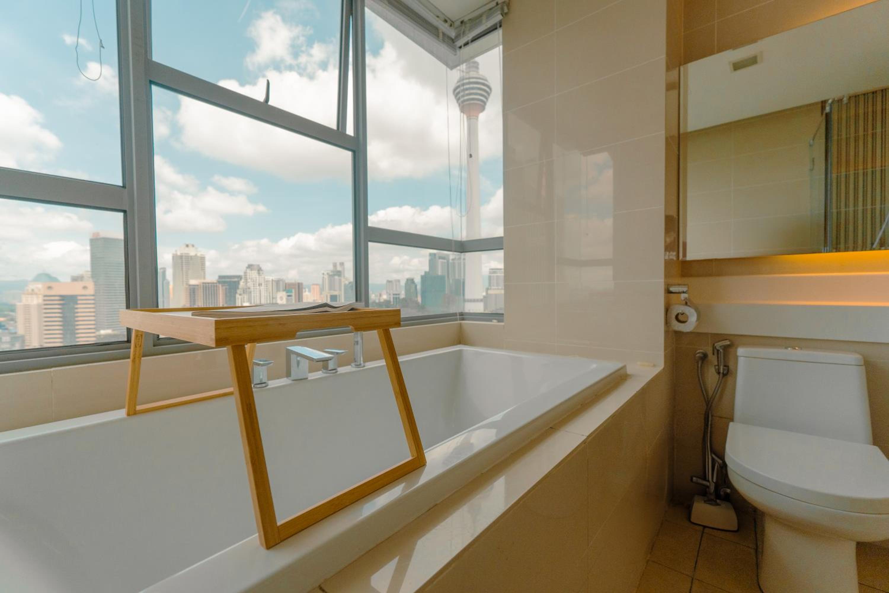 Suasana Bukit Ceylon by The Pureloft